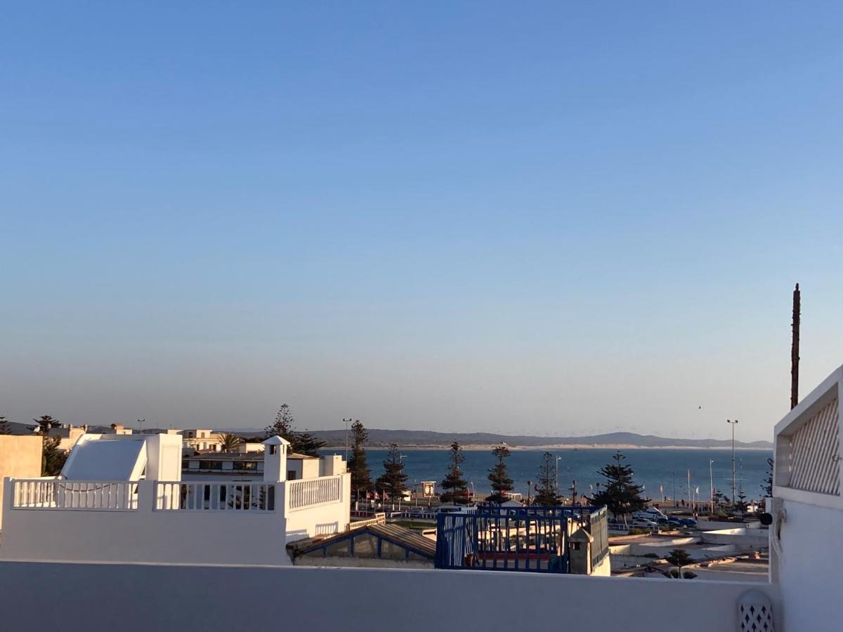 Beau Riad En Medina, Lumineux Et Avec Terrasse Privee Sur Mer Εσαουίρα Εξωτερικό φωτογραφία