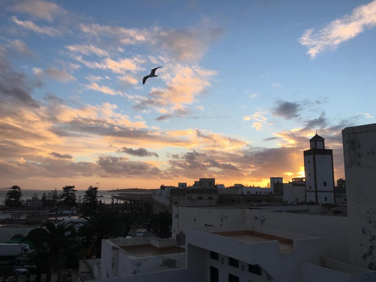 Beau Riad En Medina, Lumineux Et Avec Terrasse Privee Sur Mer Εσαουίρα Εξωτερικό φωτογραφία